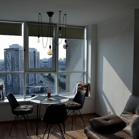 In The Sky Apartment Київ Екстер'єр фото