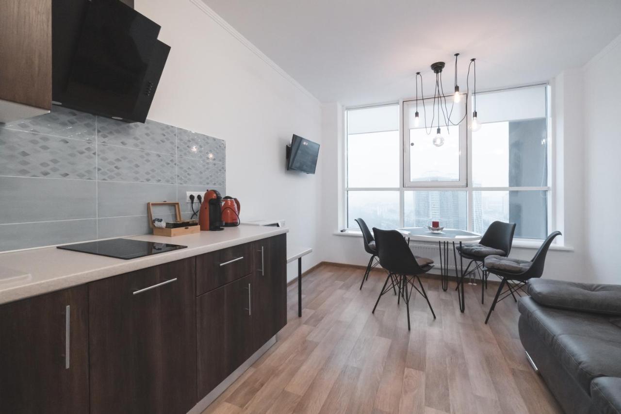 In The Sky Apartment Київ Екстер'єр фото