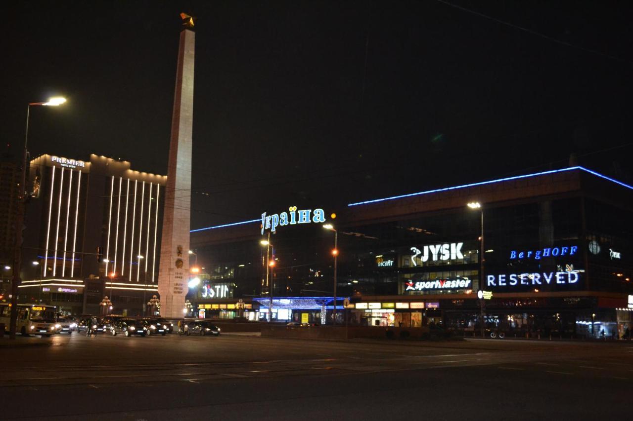 In The Sky Apartment Київ Екстер'єр фото
