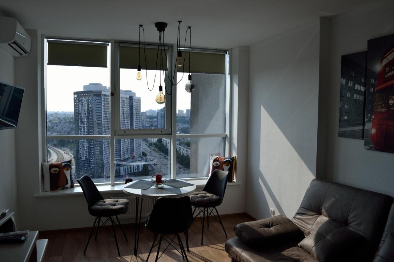 In The Sky Apartment Київ Екстер'єр фото